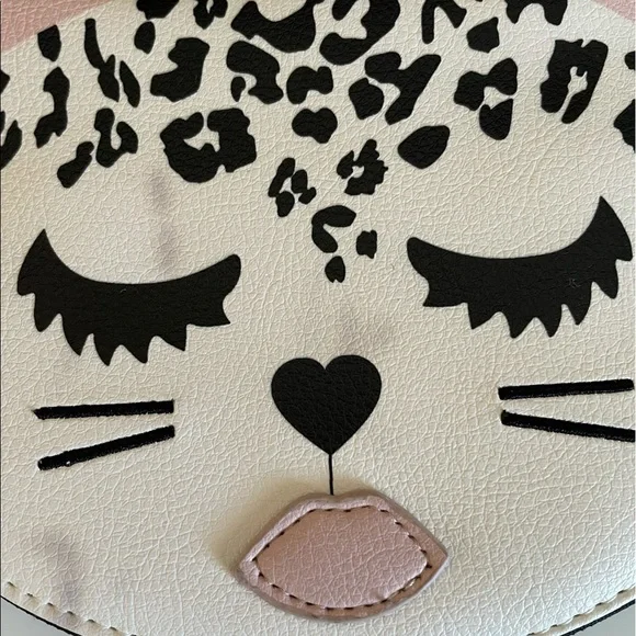❌ SOLD ❌ Luv Betsey Johnson Coin Purse Wristlet Kitty Leopard - Picture 4 of 6